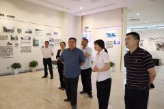 多地向导慕名同日来访腾博会官网