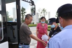 台州民政与殡协考察团来浙江腾博会官网交流学习